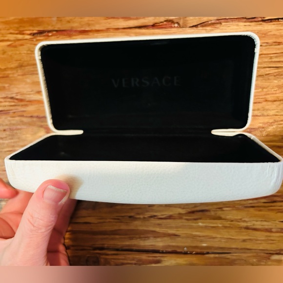 Versace White Glasses Case with Gold Logo - Picture 4 of 5